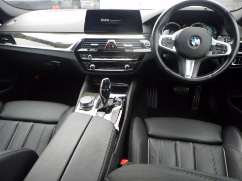 BMW 5-SERIES