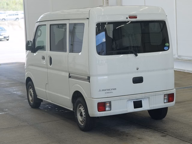 MITSUBISHI MINICAB