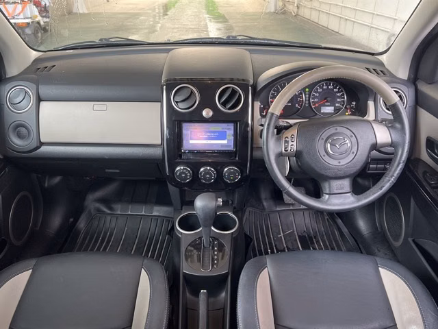 MAZDA VERISA