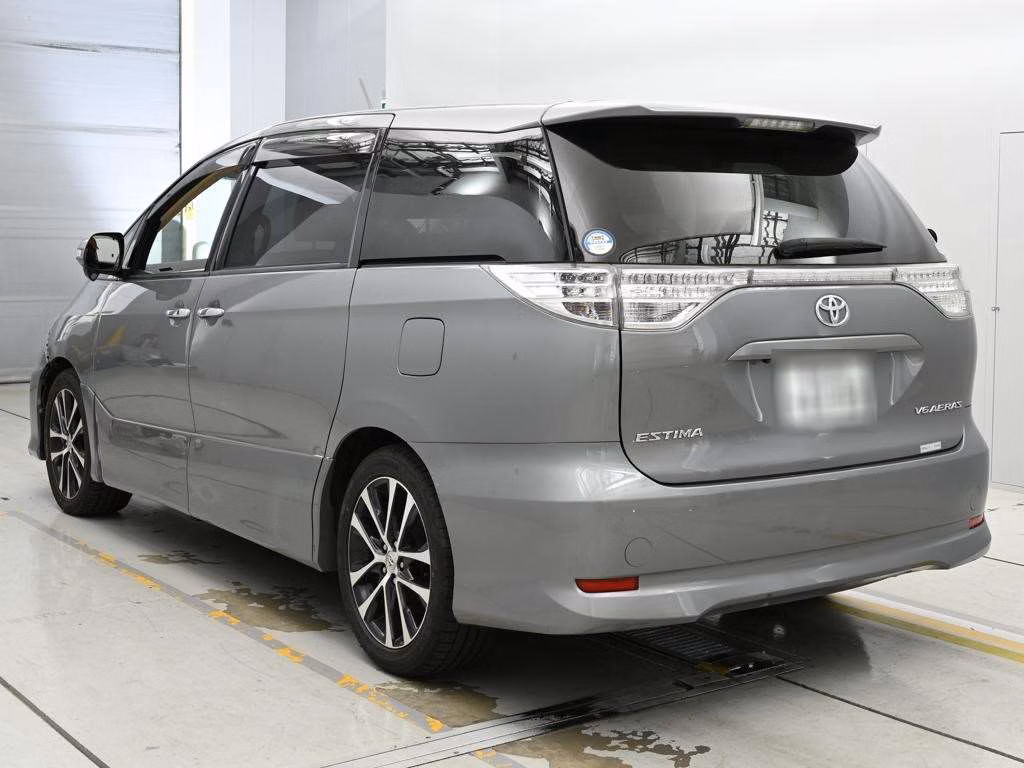 TOYOTA ESTIMA