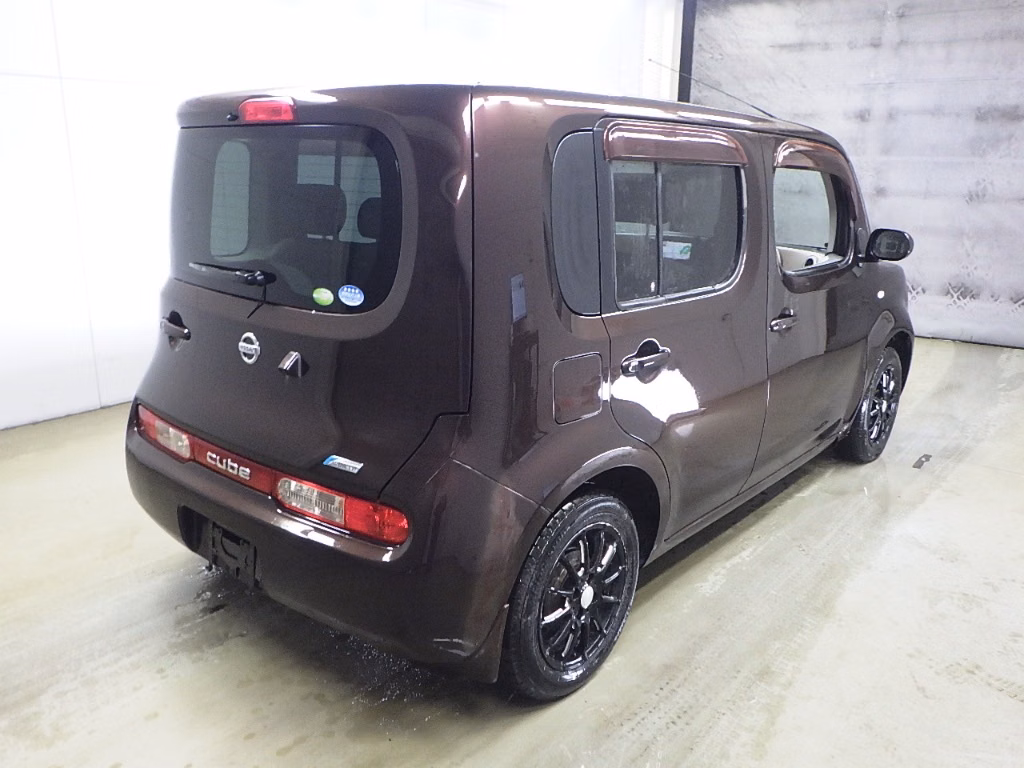 NISSAN CUBE