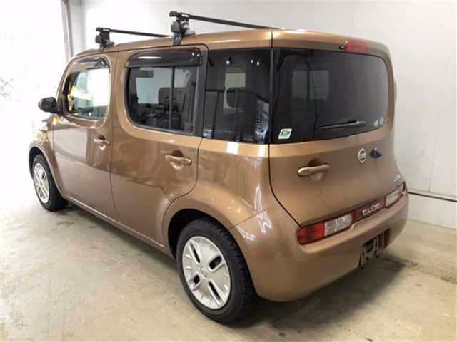 NISSAN CUBE
