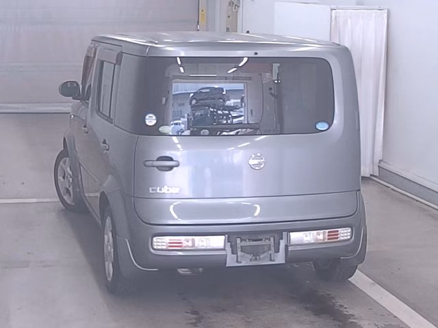 NISSAN CUBE