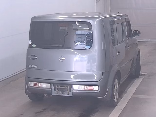NISSAN CUBE