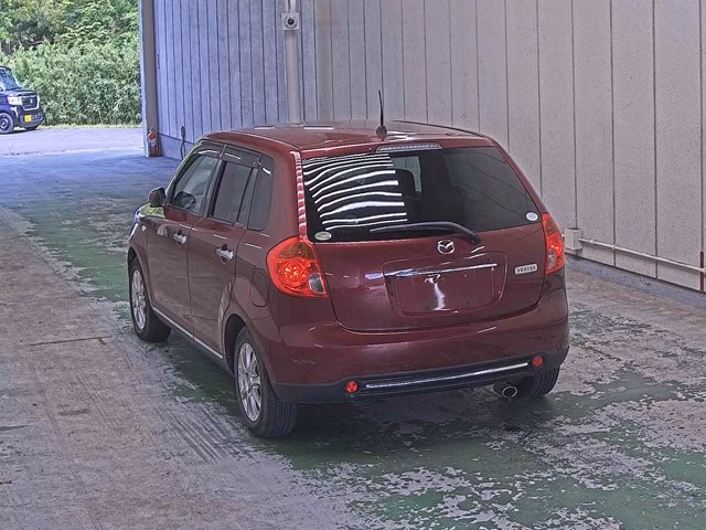 MAZDA VERISA