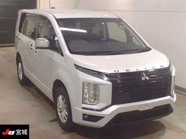 MITSUBISHI DELICA D:5