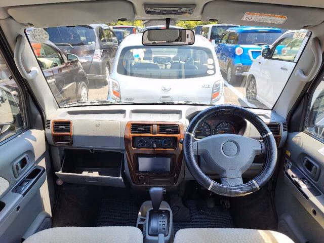 MITSUBISHI TOWN BOX