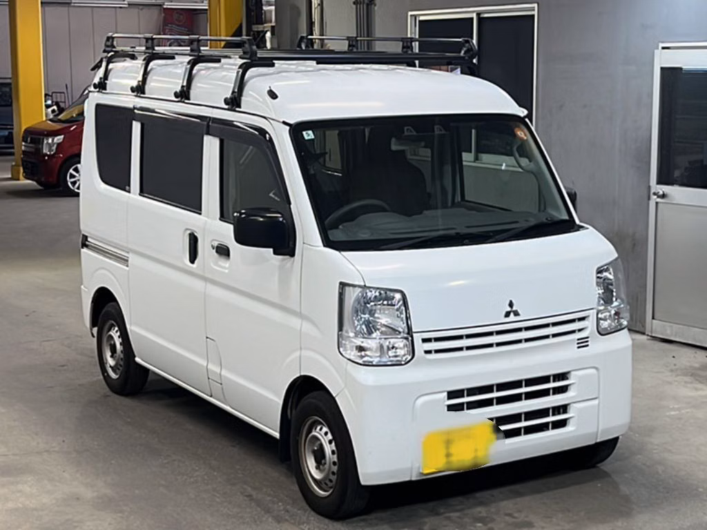 MITSUBISHI MINICAB