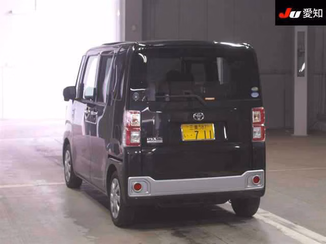 TOYOTA PIXIS MEGA