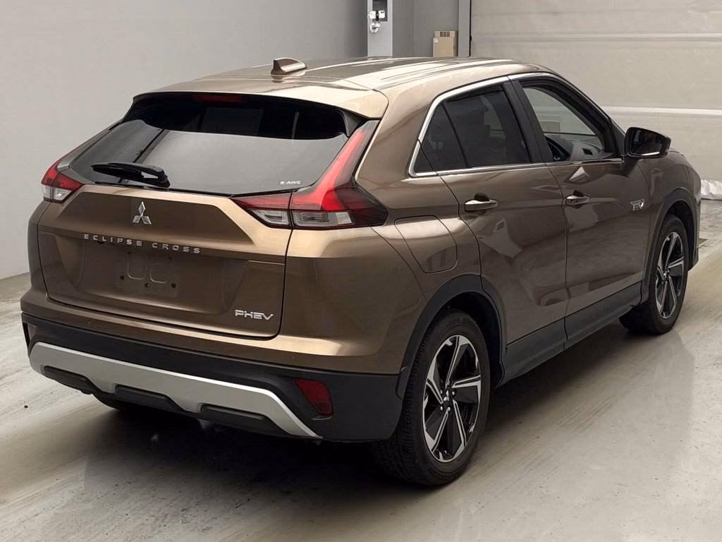 MITSUBISHI ECLIPSE CROSS