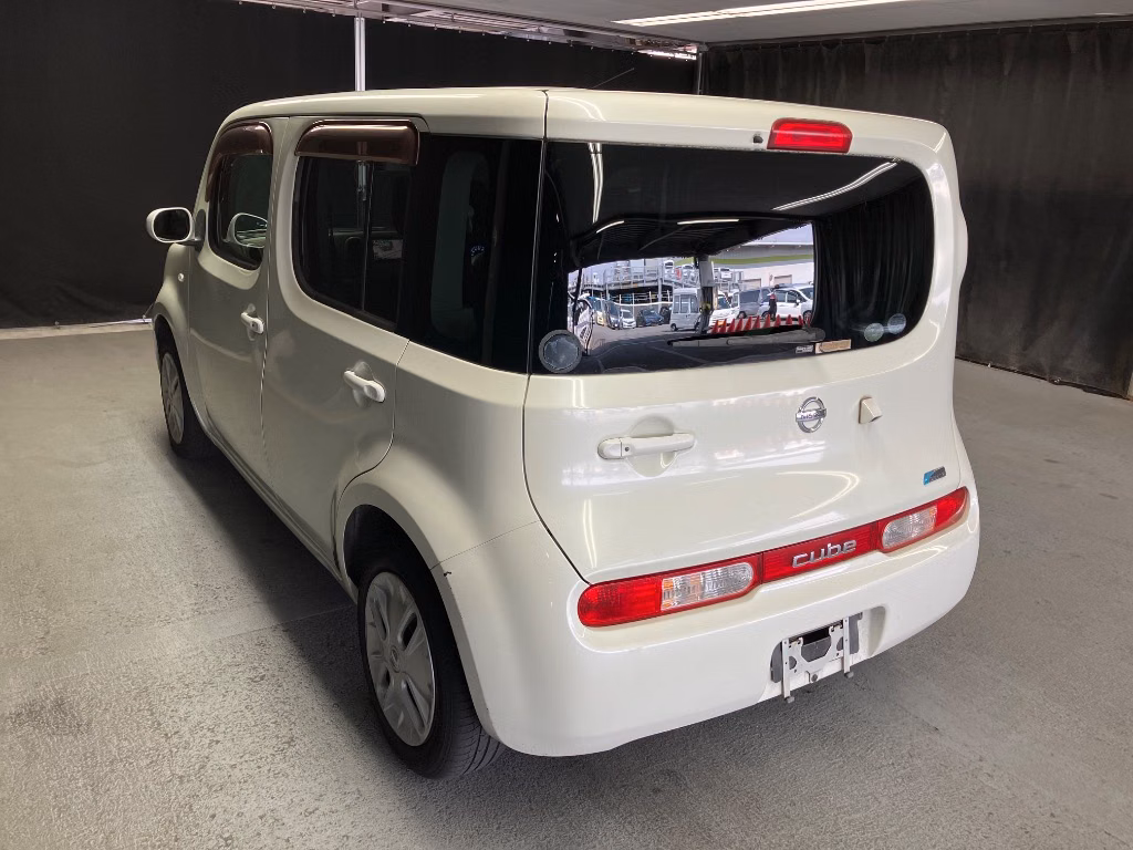 NISSAN CUBE