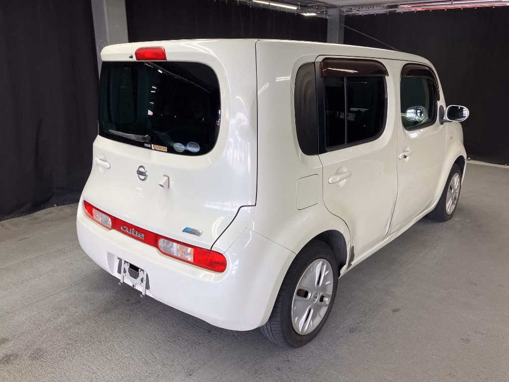 NISSAN CUBE