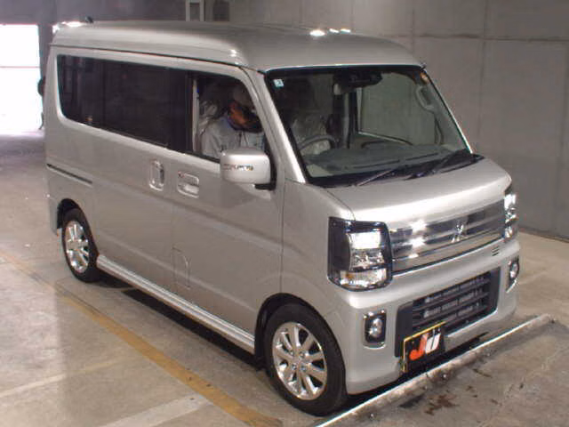 MITSUBISHI TOWN BOX