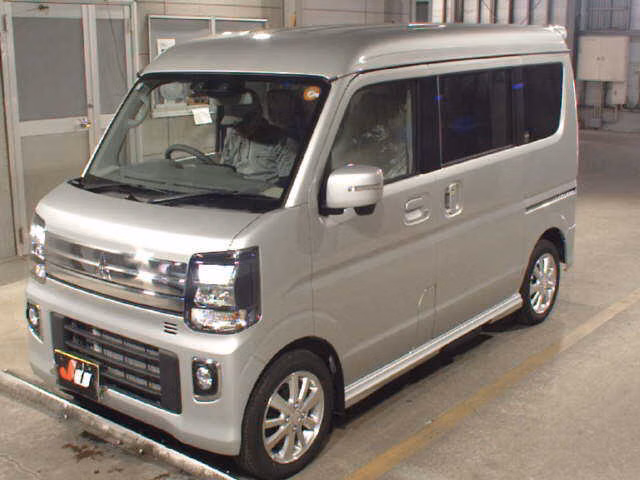 MITSUBISHI TOWN BOX