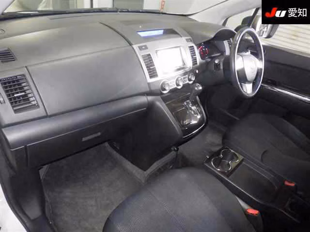 MAZDA MPV