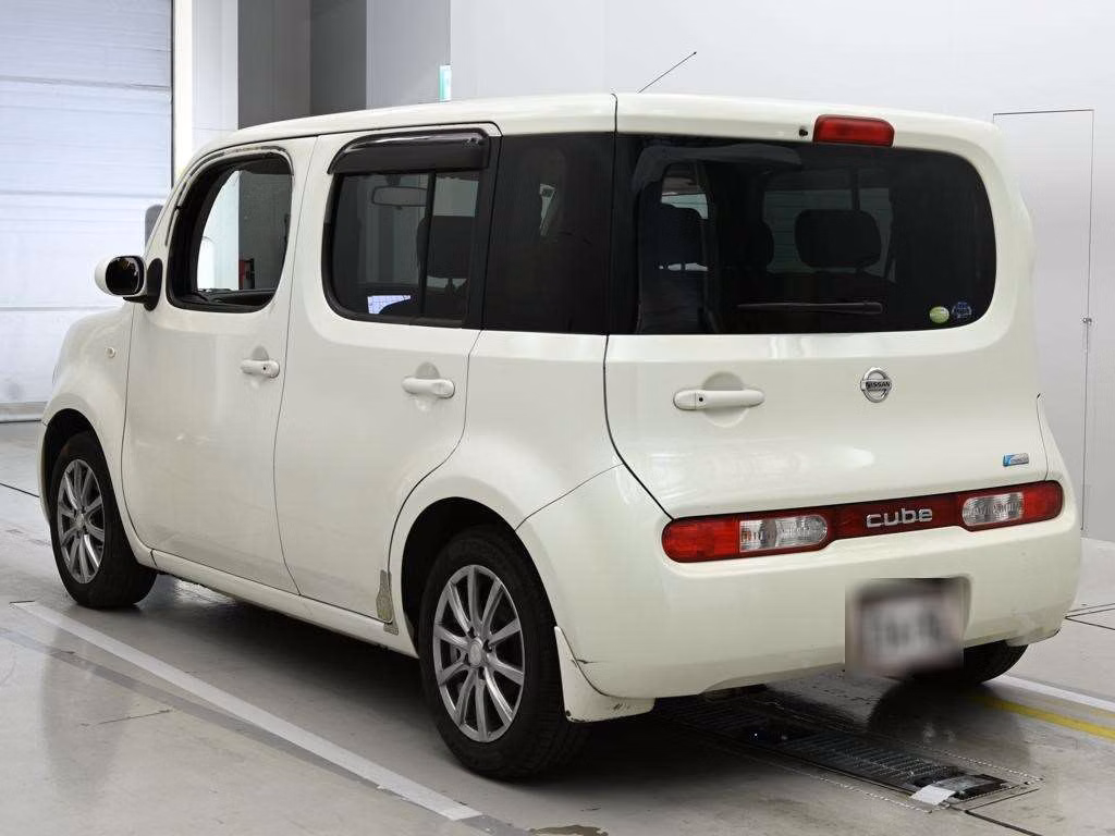 NISSAN CUBE