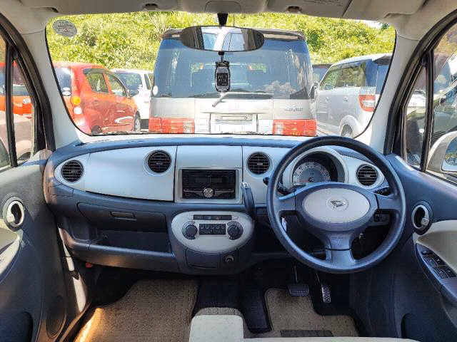 DAIHATSU MOVE LATTE