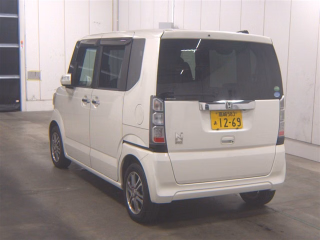 HONDA N-BOX