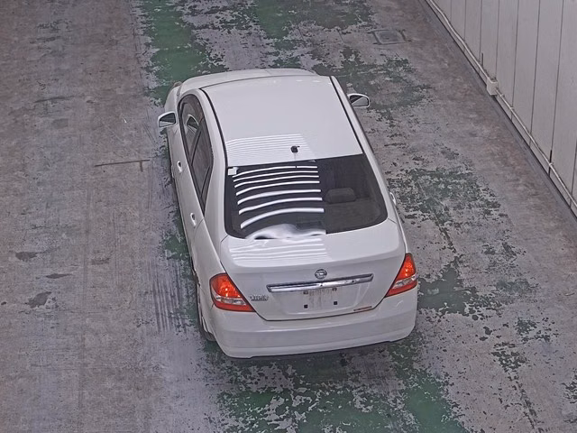 NISSAN TIIDA LATIO