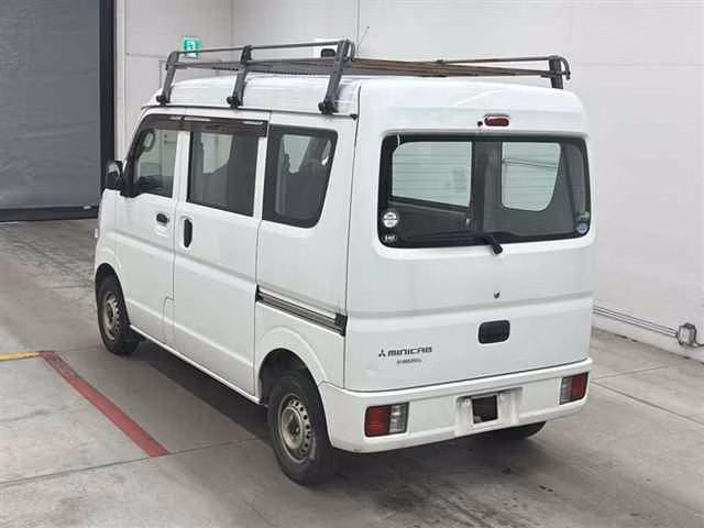 MITSUBISHI MINICAB