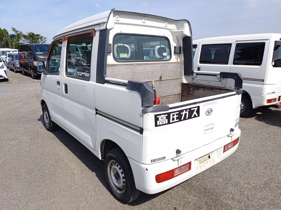 DAIHATSU HIJET