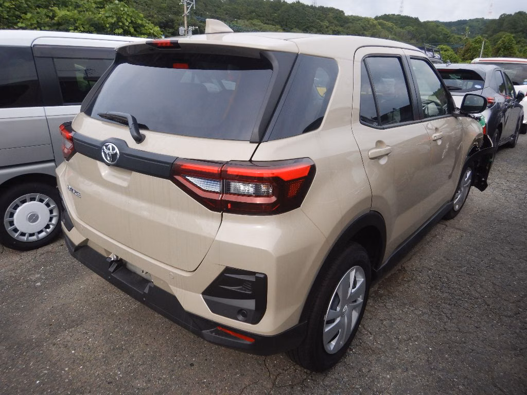 TOYOTA RAIZE
