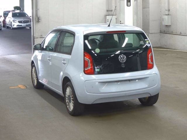 VOLKSWAGEN UP!