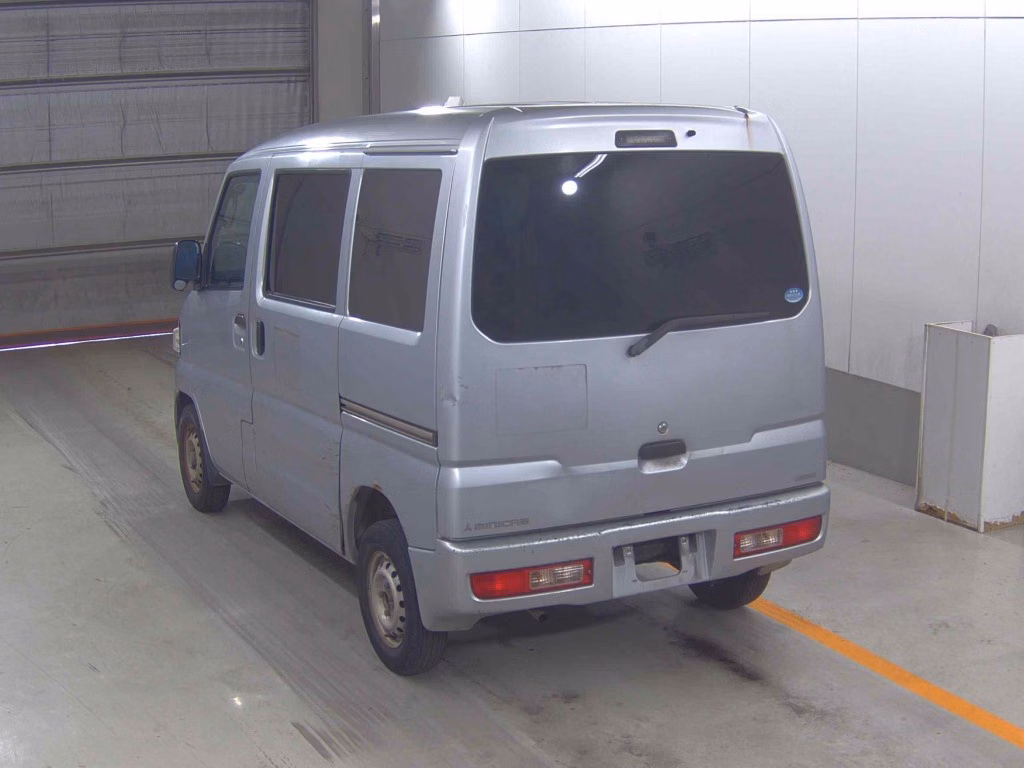 MITSUBISHI MINICAB