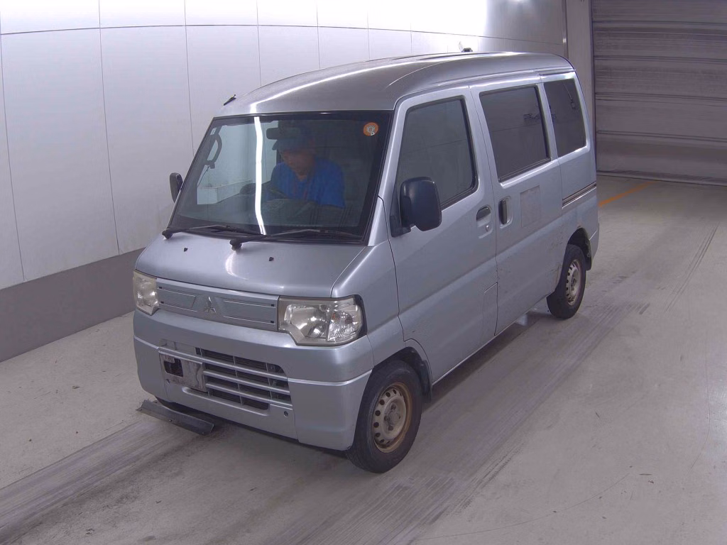 MITSUBISHI MINICAB
