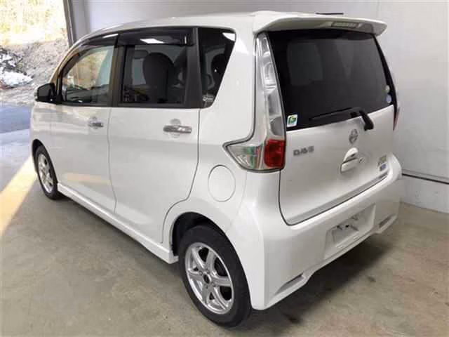NISSAN DAYZ