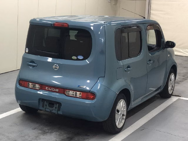 NISSAN CUBE