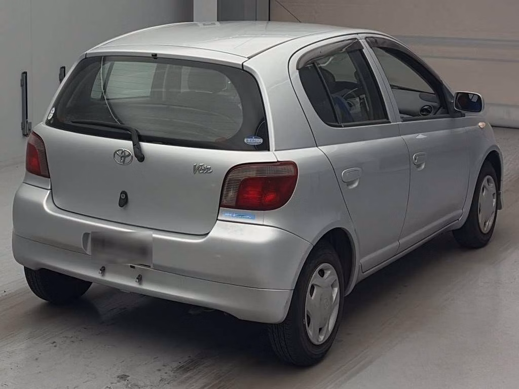 TOYOTA VITZ