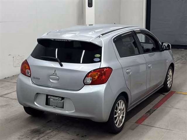 MITSUBISHI MIRAGE