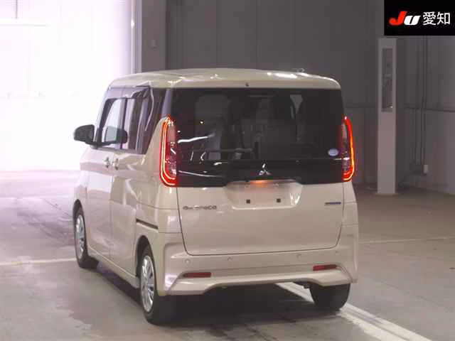 MITSUBISHI EK SPACE