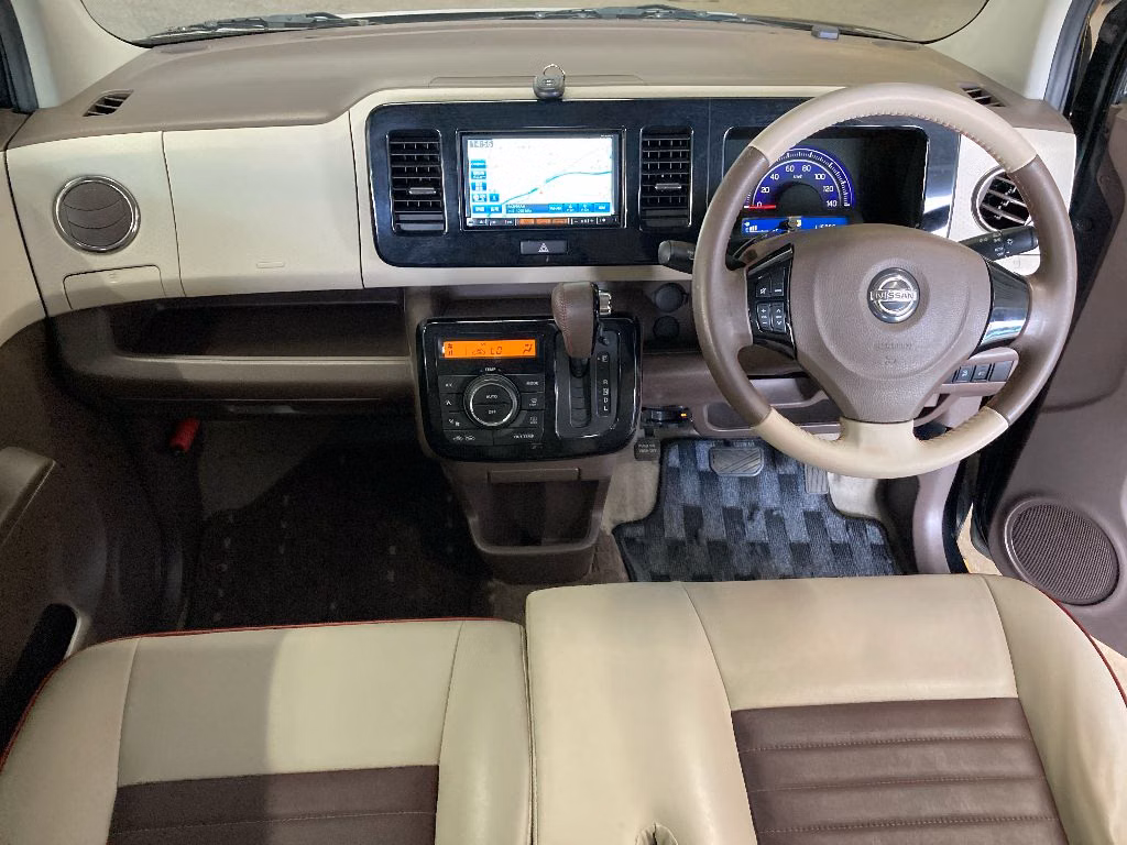NISSAN MOCO