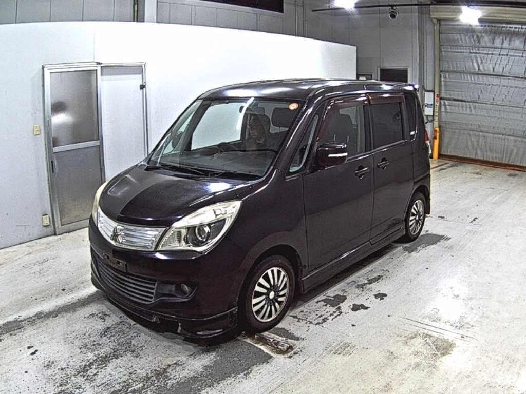 MITSUBISHI DELICA D:2