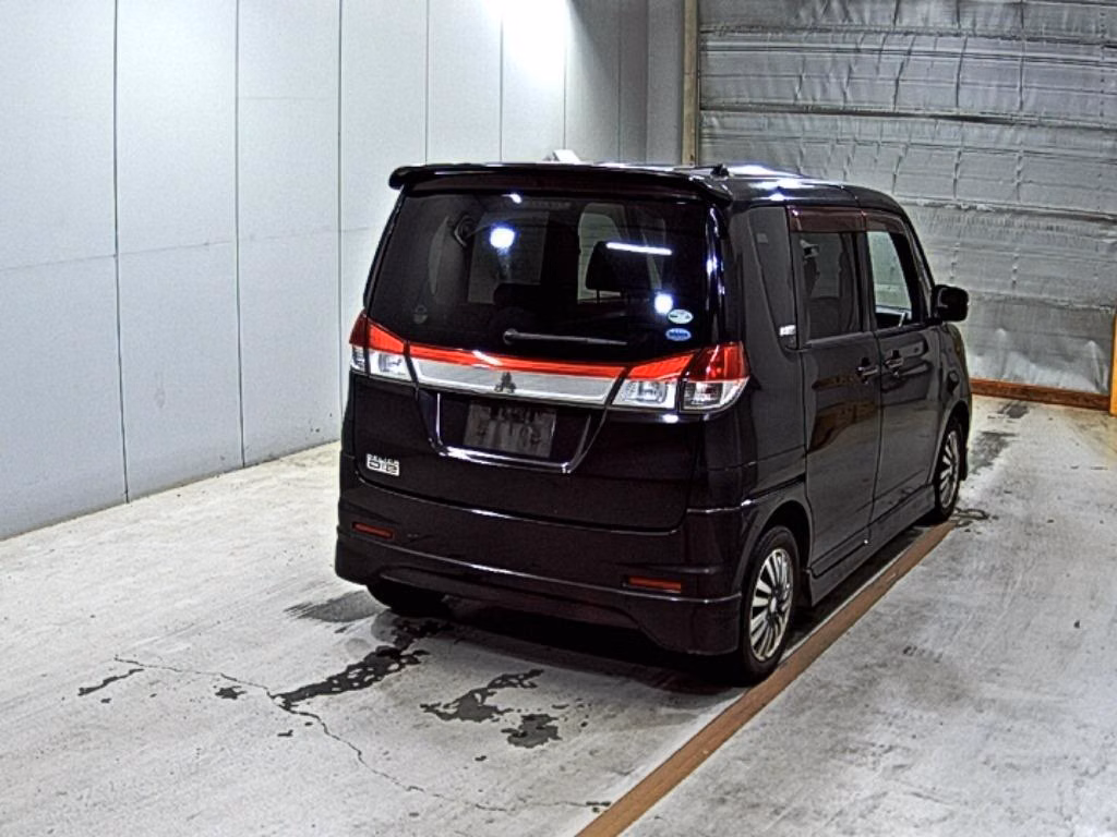 MITSUBISHI DELICA D:2