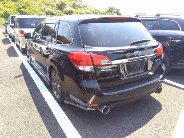 SUBARU OUTBACK