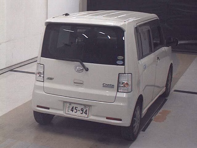DAIHATSU MOVE CONTE
