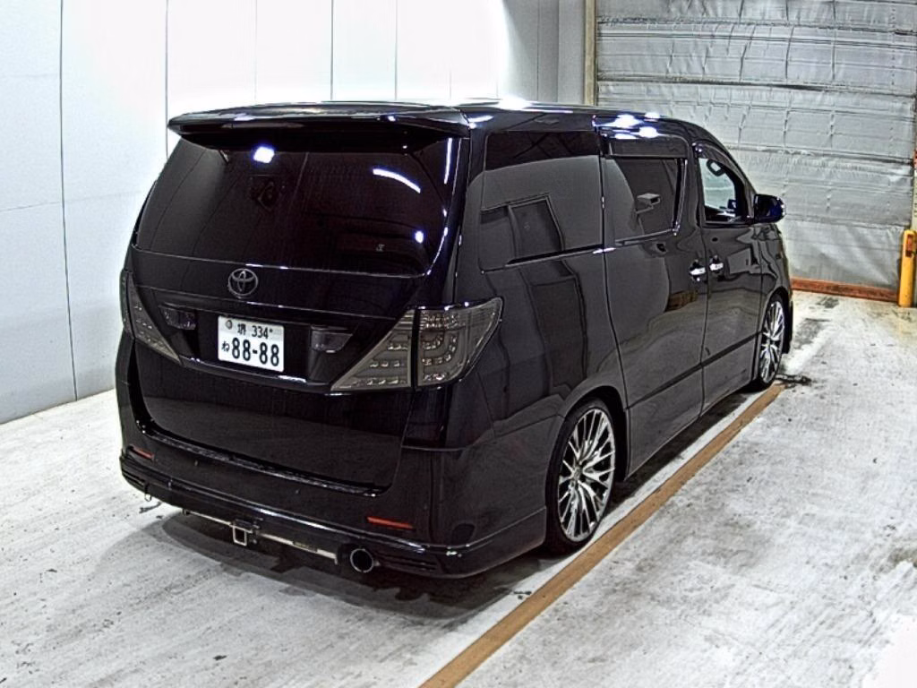 TOYOTA VELLFIRE