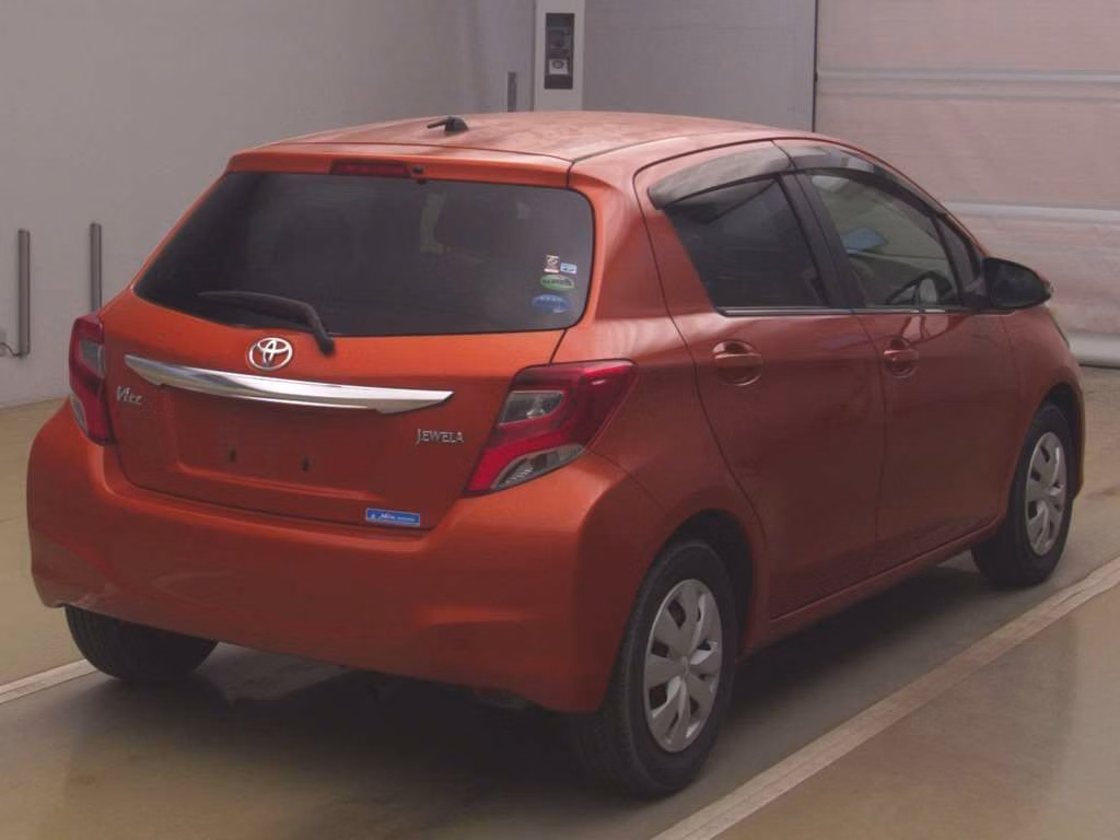TOYOTA VITZ
