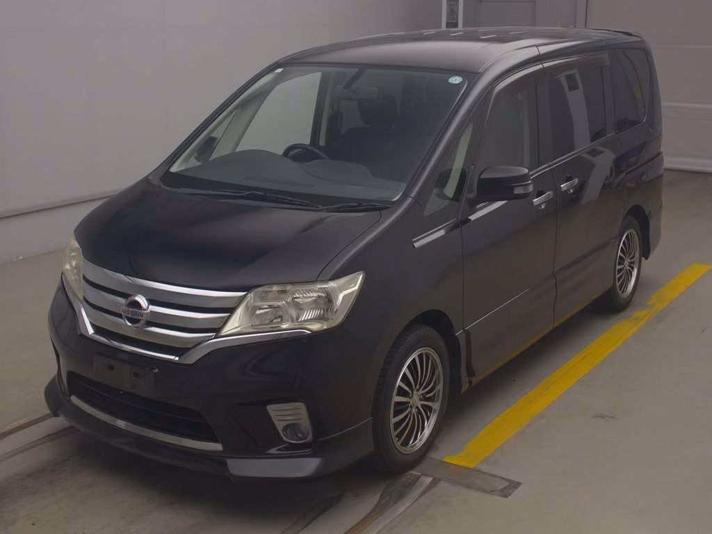 NISSAN SERENA