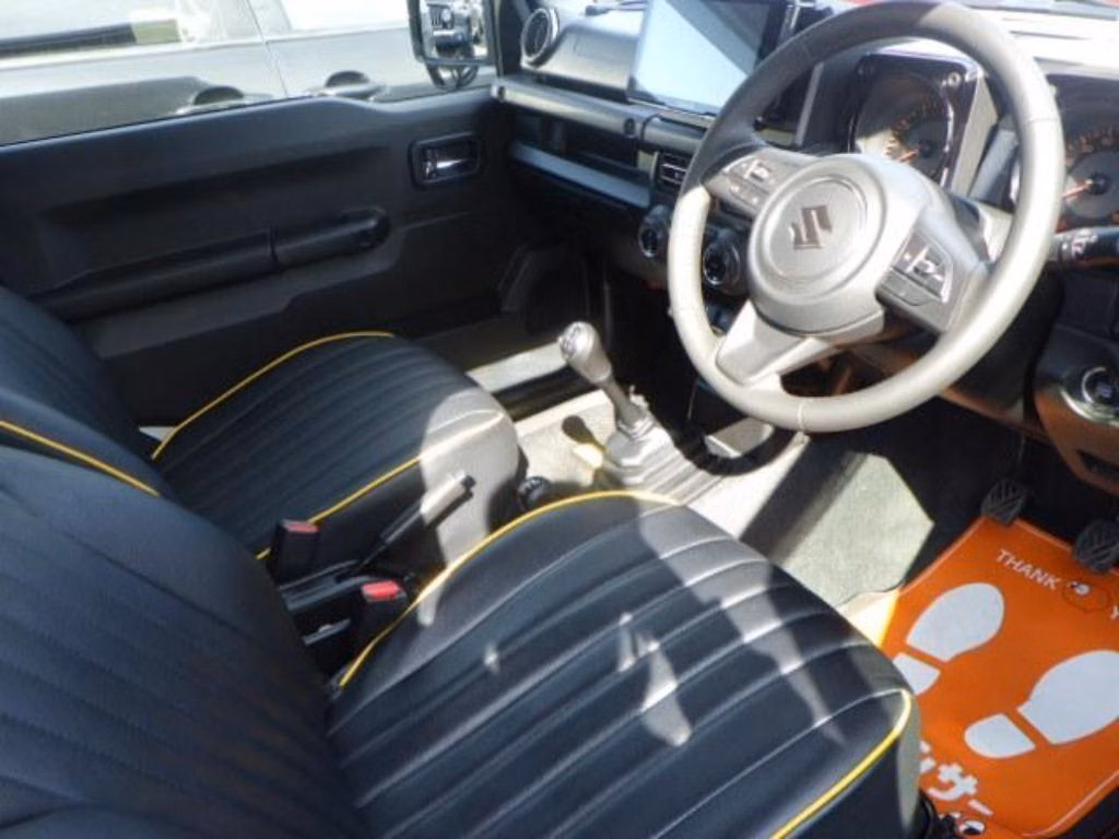 SUZUKI JIMNY SIERRA