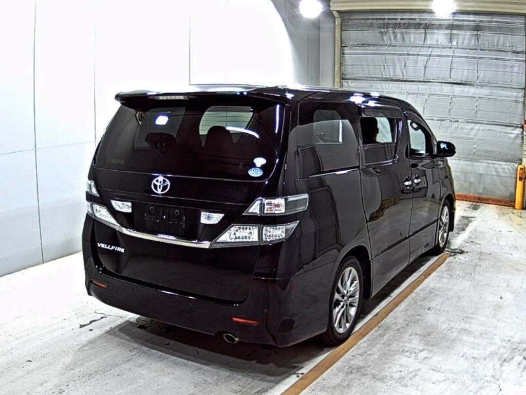 TOYOTA VELLFIRE