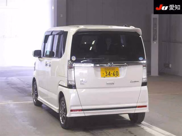 HONDA N-BOX+