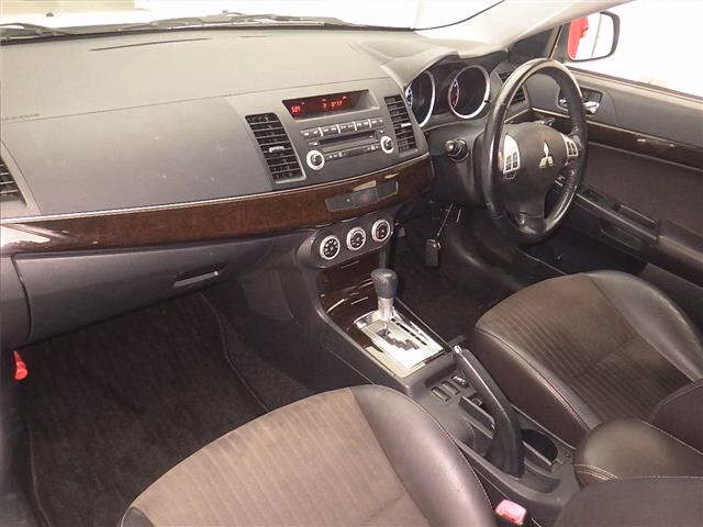 MITSUBISHI GALANT FORTIS