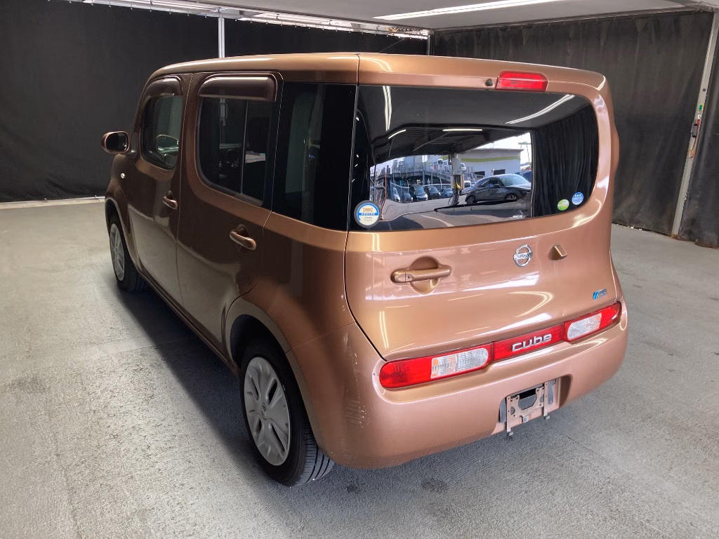 NISSAN CUBE