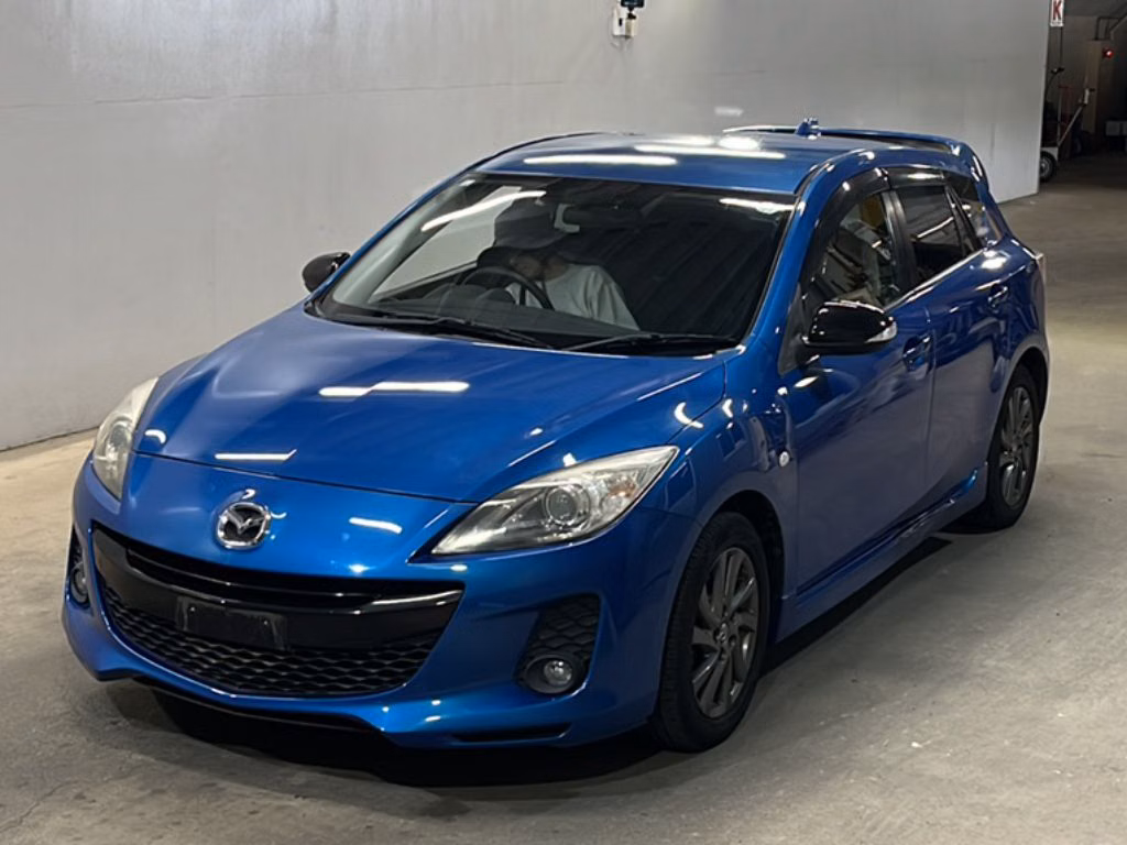 MAZDA AXELA