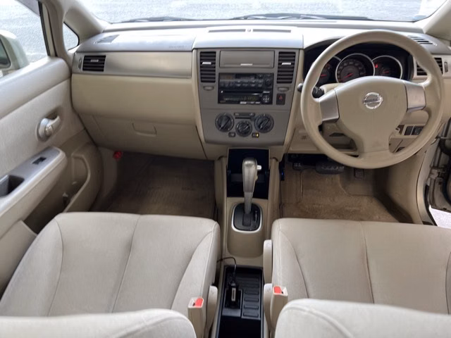 NISSAN TIIDA LATIO
