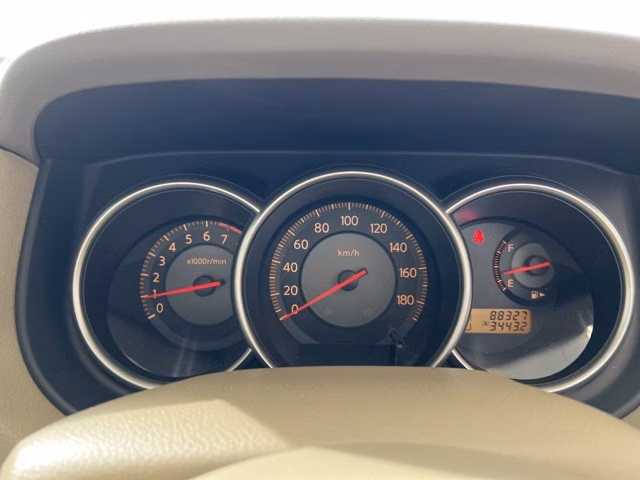NISSAN TIIDA LATIO
